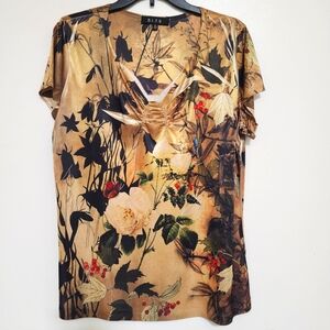 B.L.E.U. Satin Floral‎ Short Sleeve V Neck Top Rhinestone XL Gold